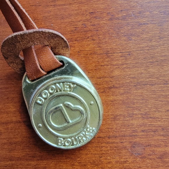 Vintage 1980's Dooney & Bourke large Equestrian - Picture 10 of 10